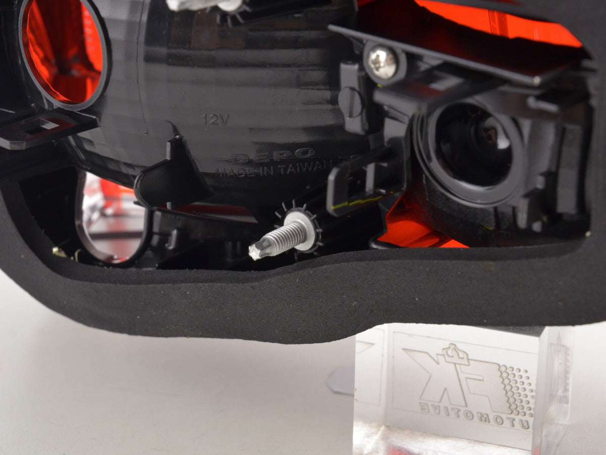Spare parts tail light right VW Golf 7 2012-