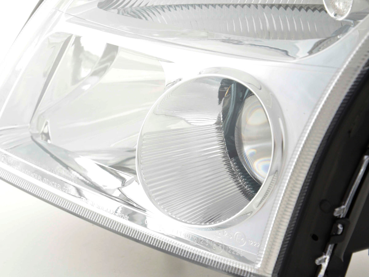Spare parts headlight left Opel Vectra C 02-05