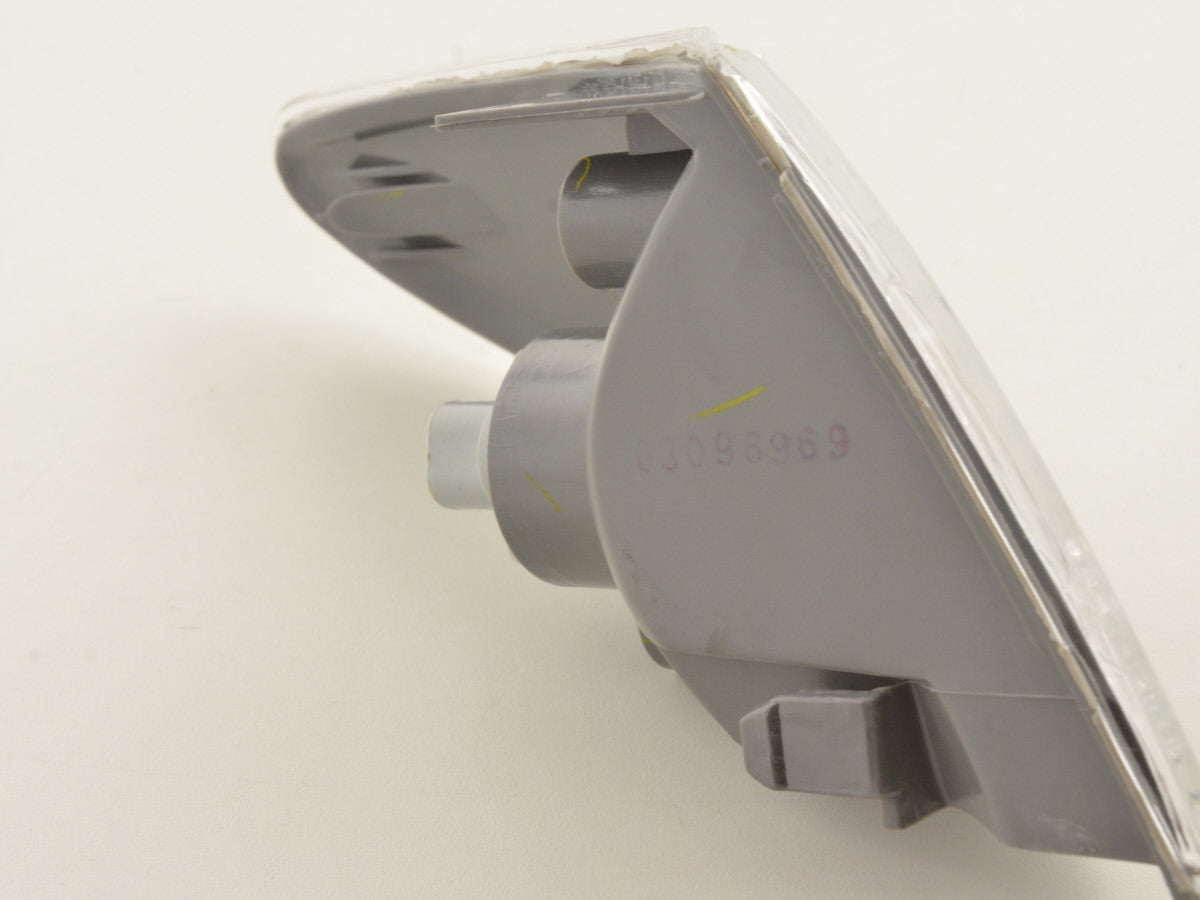Spare parts front indicator left Mazda Premacy 99