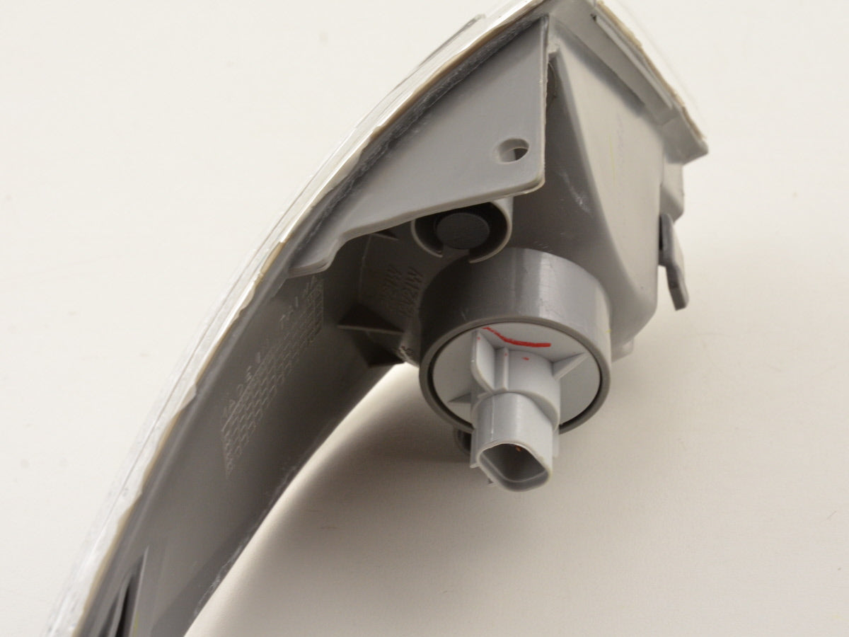Spare parts front indicator left Mazda Premacy 99