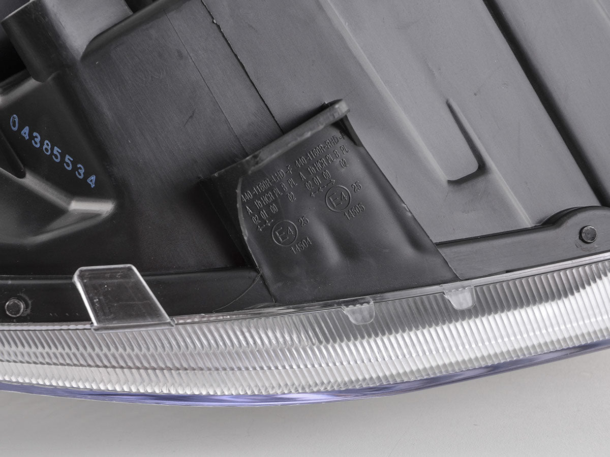 Wear parts tail light right Mercedes-Benz